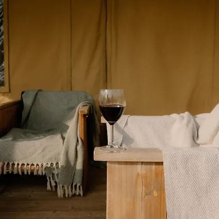 Butterfly Riverdale Yorkshire 럭셔리텐트