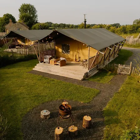 Οργανωμένο κάμπινγκ Butterfly Riverdale Yorkshire West Tanfield